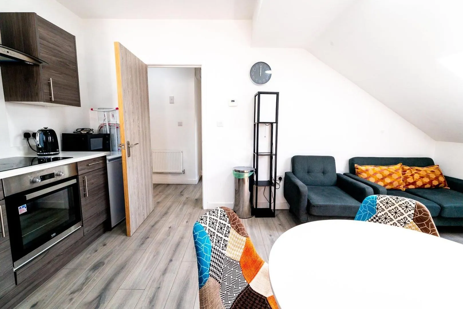 3 Double Br | Wifi | Smart Tv Apartment Cardiff 0*,  United Kingdom
